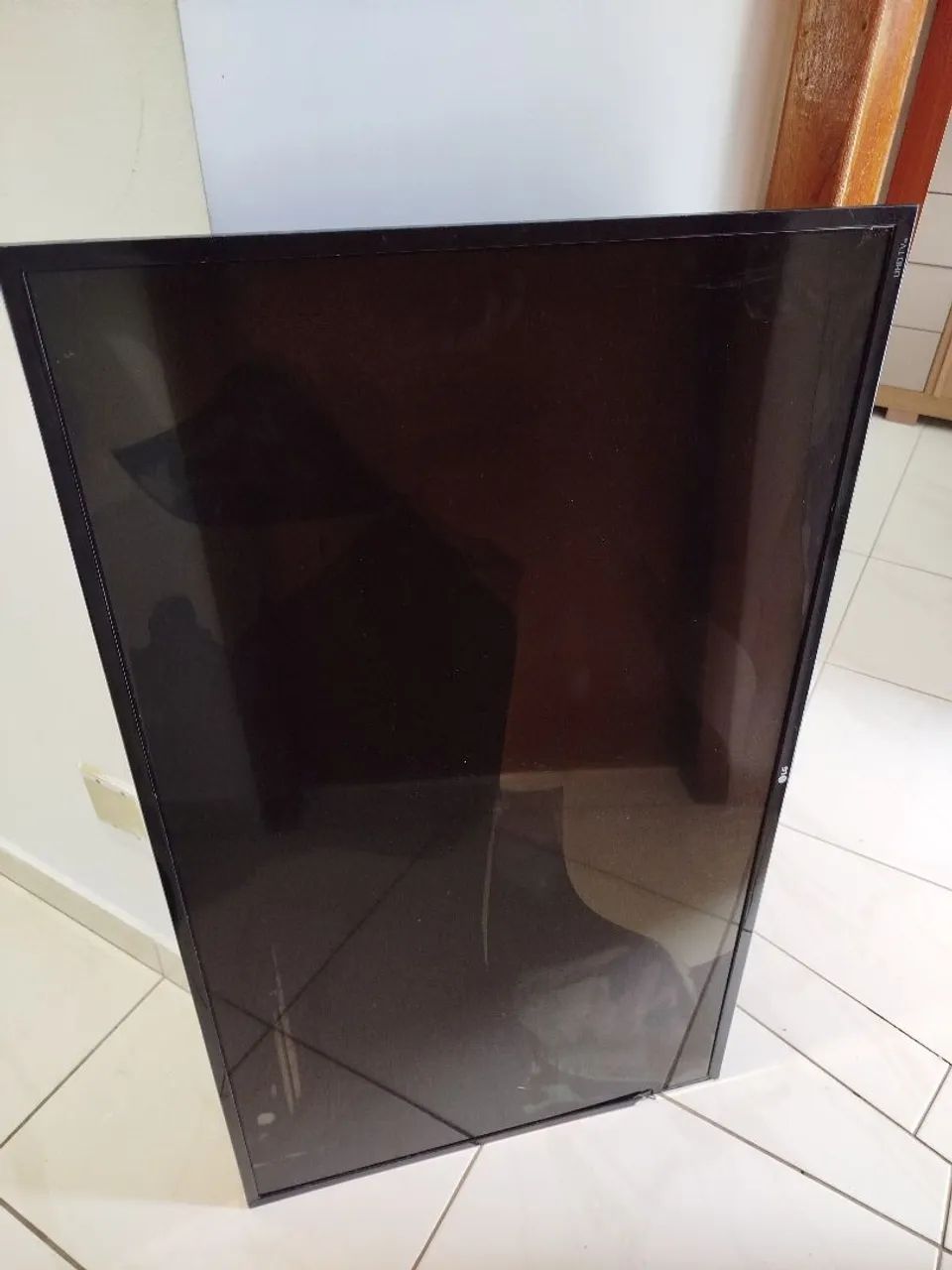 Smart TV UHD 4K peças  - Foto 3