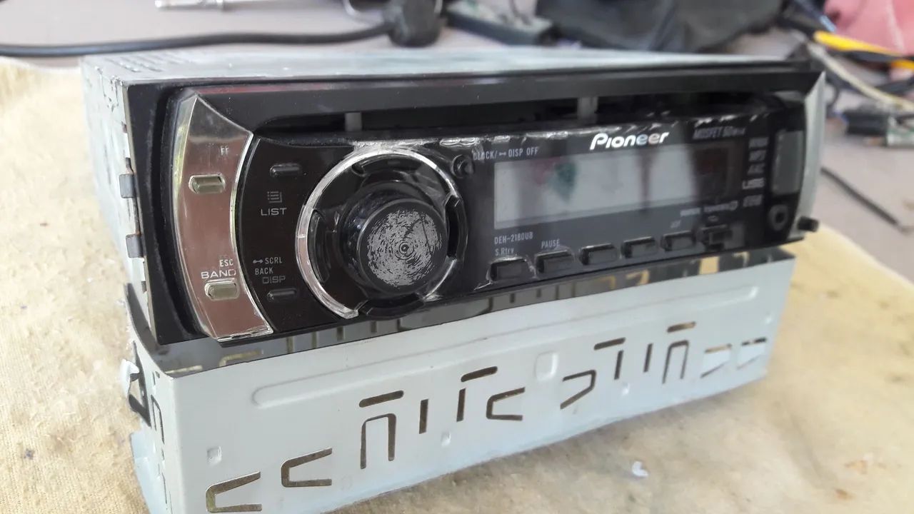 SOM PIONEER DEH 2180UB  - Foto 3