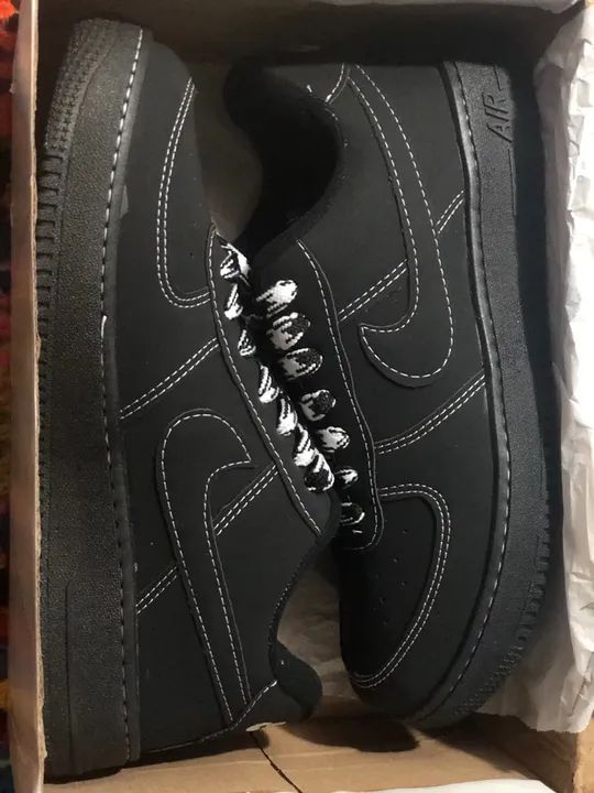 Tênis Nike Air Force 1 Preto - Foto 2