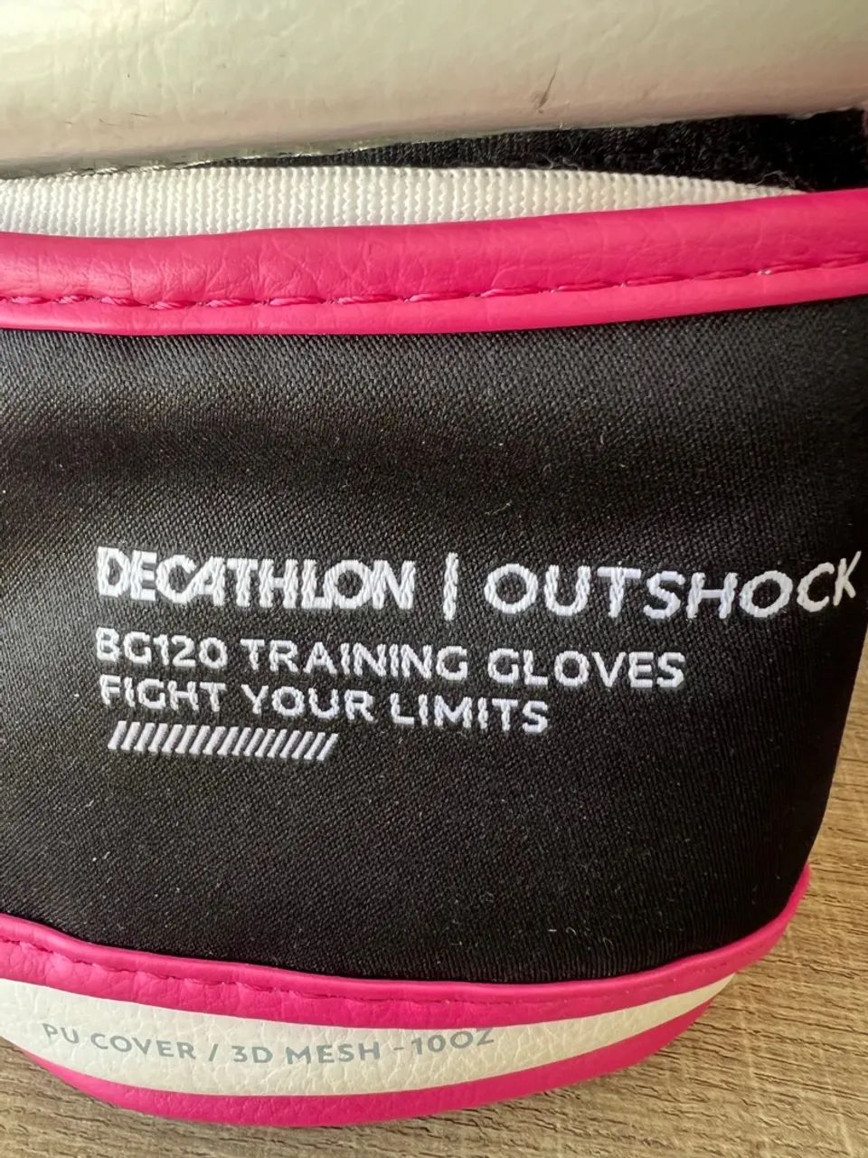 Luvas de Boxe Decathlon Outshock BG120 Campinas-sp  - Foto 3