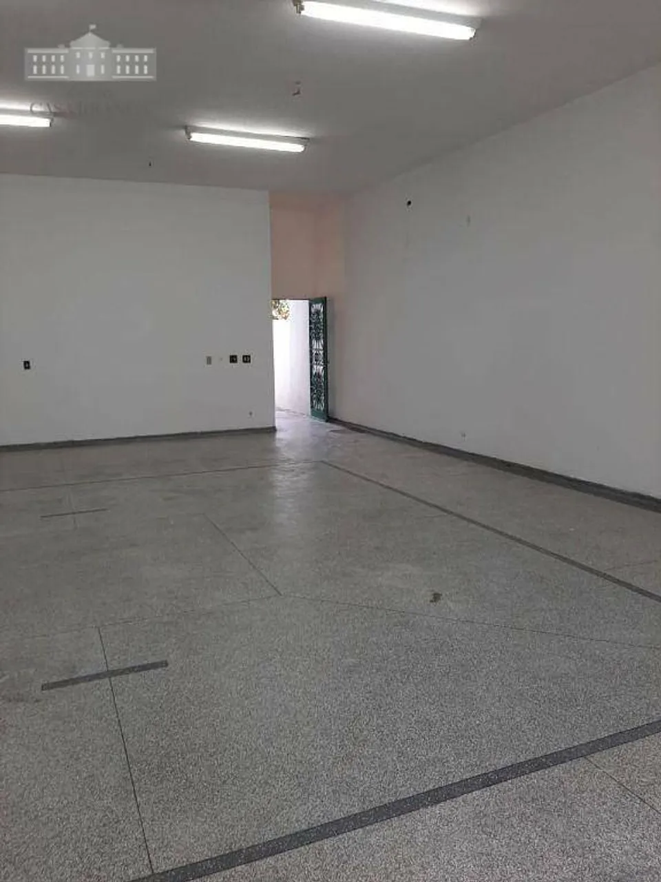 Sala para alugar (fundo), 130 m² por R$ 2.090/mês - Vila Estádio - Araçatuba/SP