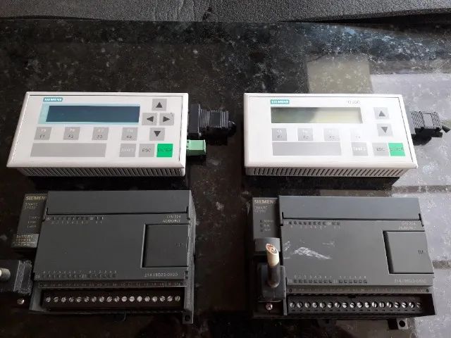 PLC e IHM Siemens - CPU 224 e SIMATIC S7 TD200C 