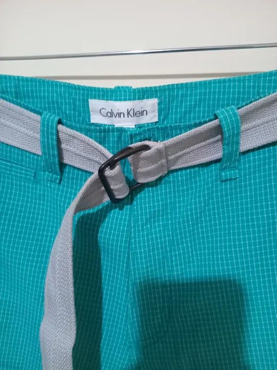Bermuda Calvin Klein Masculino Verde - Foto 2