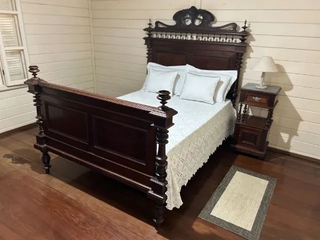 ANTIGUIDADE - CAMA DE CASAL DA ÉPOCA DO IMPÉRIO - RARIDADE