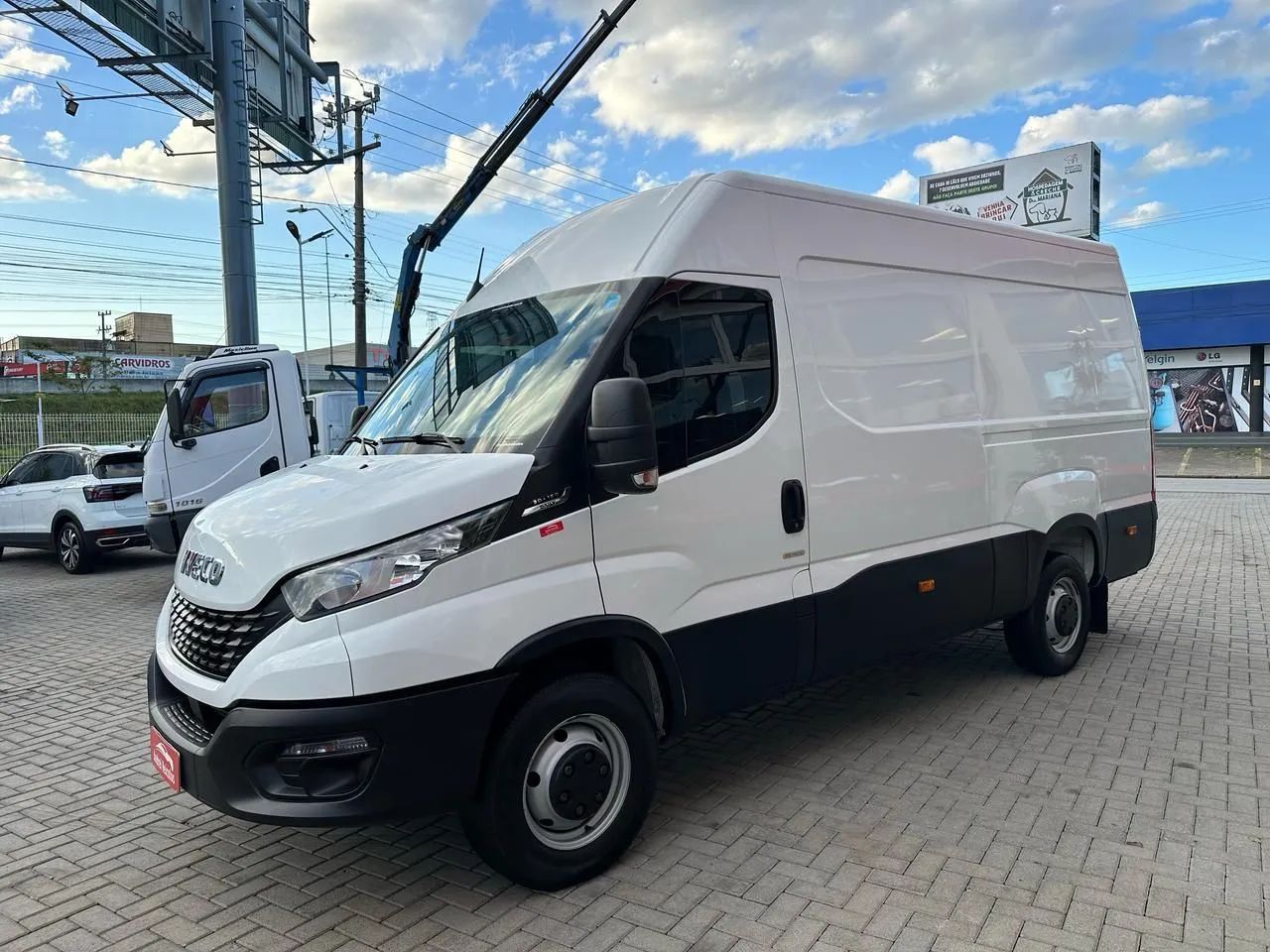 Iveco Daily 30 160 3.0 Longa Teto Alto (Diesel) Completa 2024 - Foto 3