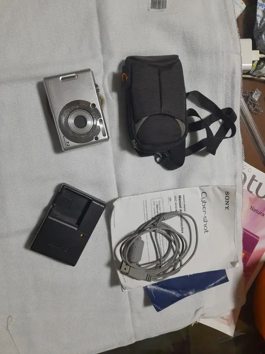 Kit Câmera Sony Cyber-shot DSC-W5
