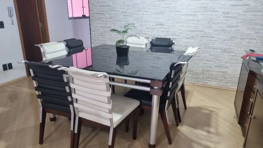 Mesa de jantar 8 lugares tampo de vidro preto - Foto 4
