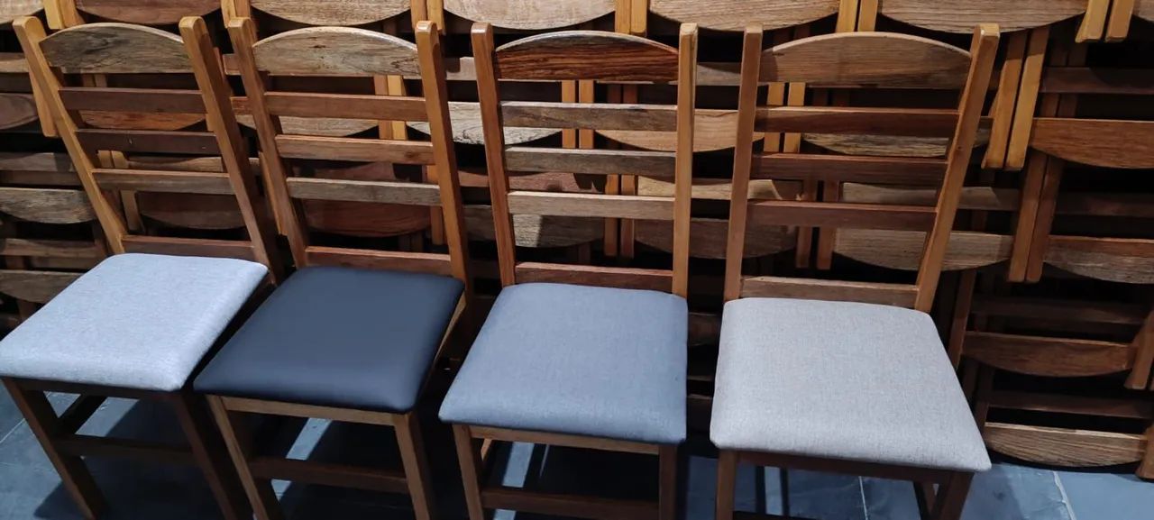 Cadeiras de Madeira com Assento Estofado $ 249,00 cada novas e a pronta entrega  - Foto 4