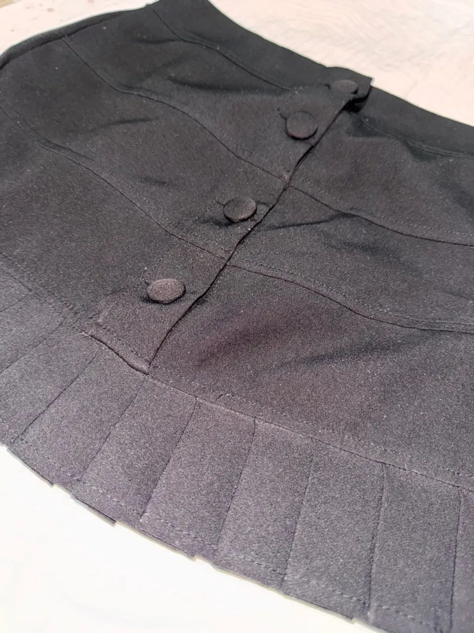 Saia preta  - Foto 5