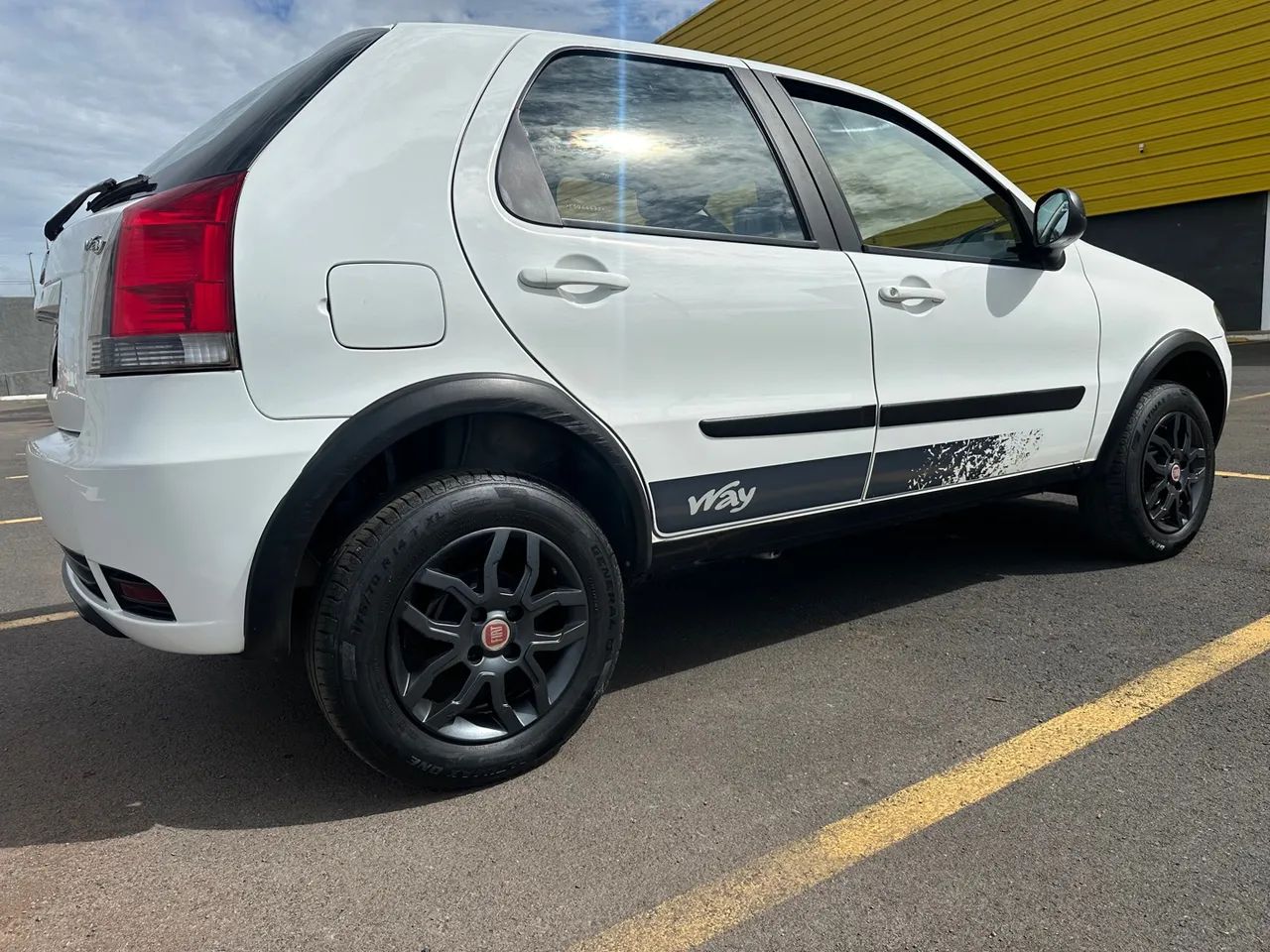 Palio 1.0 Way 2015 Completo ,Super conservado ! - Foto 3