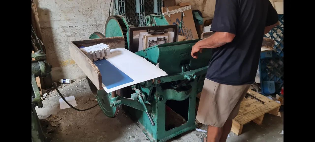 Máquina de corte e vinco  - Foto 3