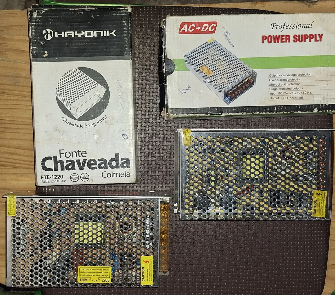 Fonte Chaveada 12V 20A para Câmera