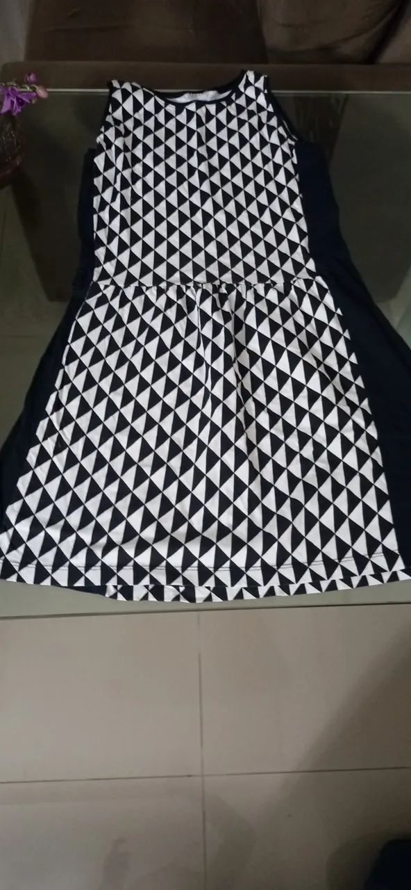 Vestido geométrico tamanho 10