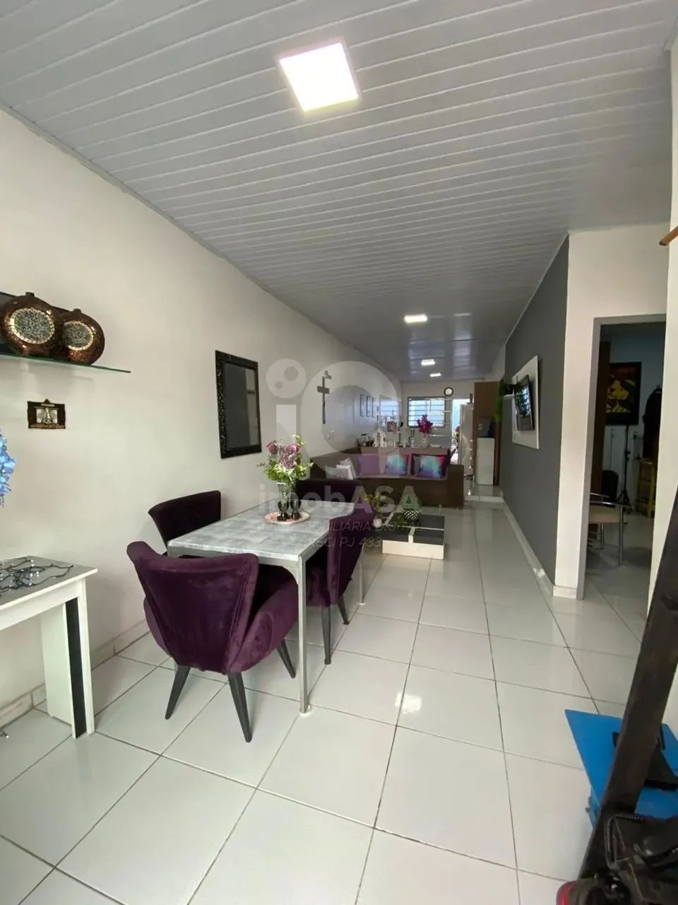 Casa em Condomínio à Venda em Manaus-AM 3 Quartos, 1 Suíte, 2 Salas, 2 Banheiros, 4 Vagas, - Foto 4
