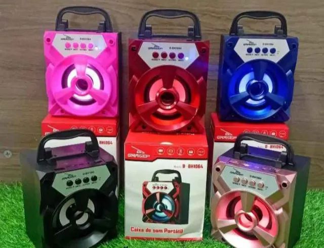 Rádio Portátil Bluethooth Usb Cartão Sd Rádio Fm Som Hi-Fi P2 Rgb - Foto 2