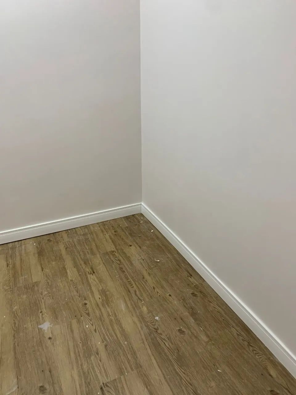 Instalação de rodapé  - Foto 4