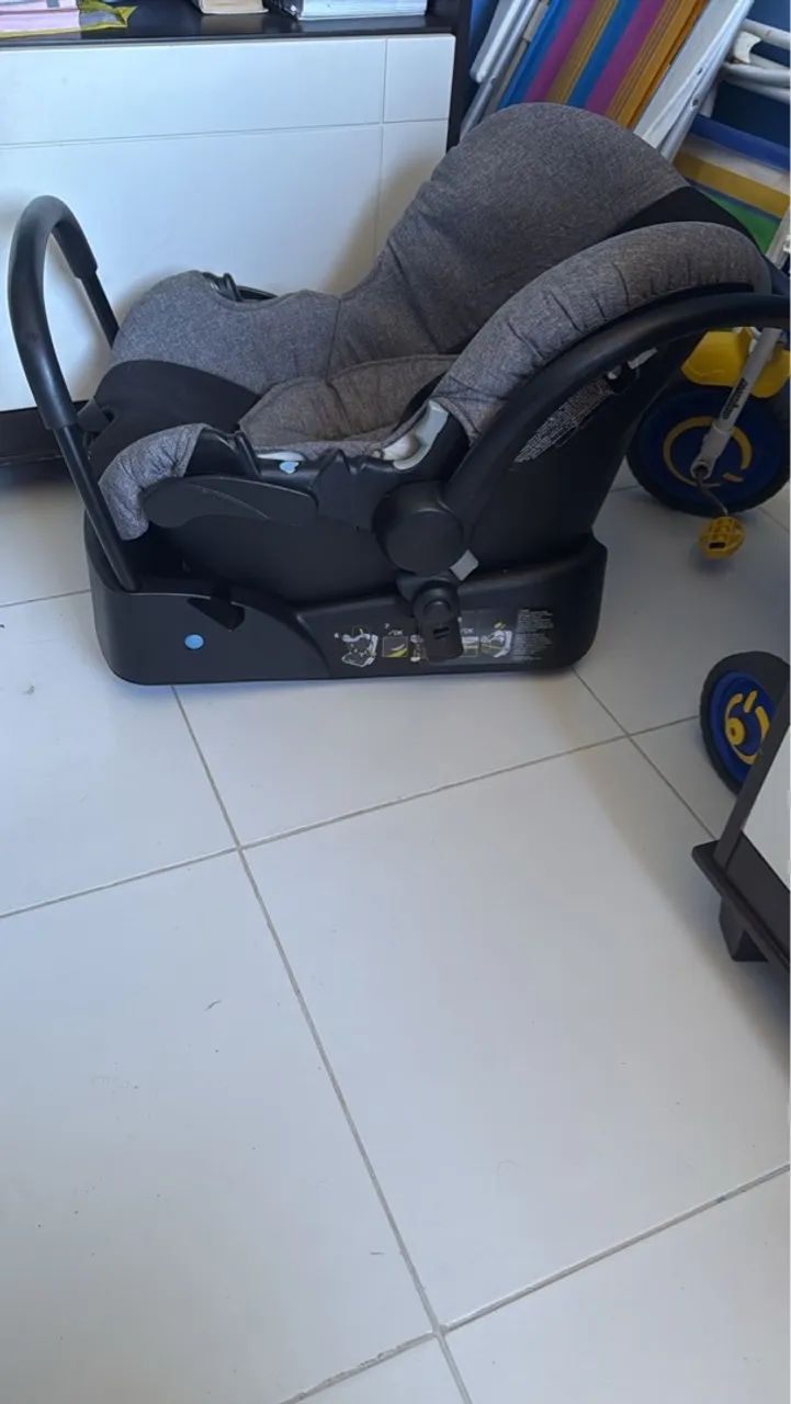 Carrinho de Bebê Safety 1st + Bebê Conforto com base - Foto 3