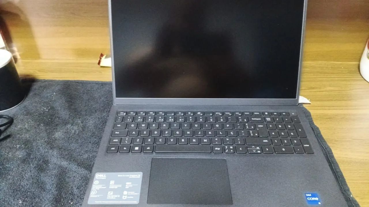 Notebook Dell Inspirion 15 - Core i5 8GB 512SSD