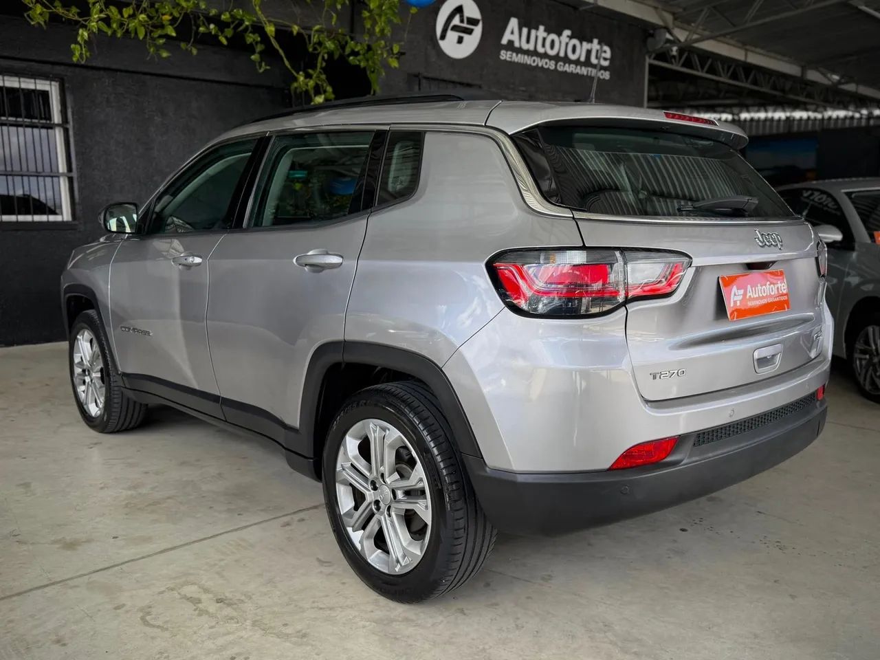 JEEP COMPASS LONG. T270 1.3 TB 4x2 Flex Aut. - Foto 4