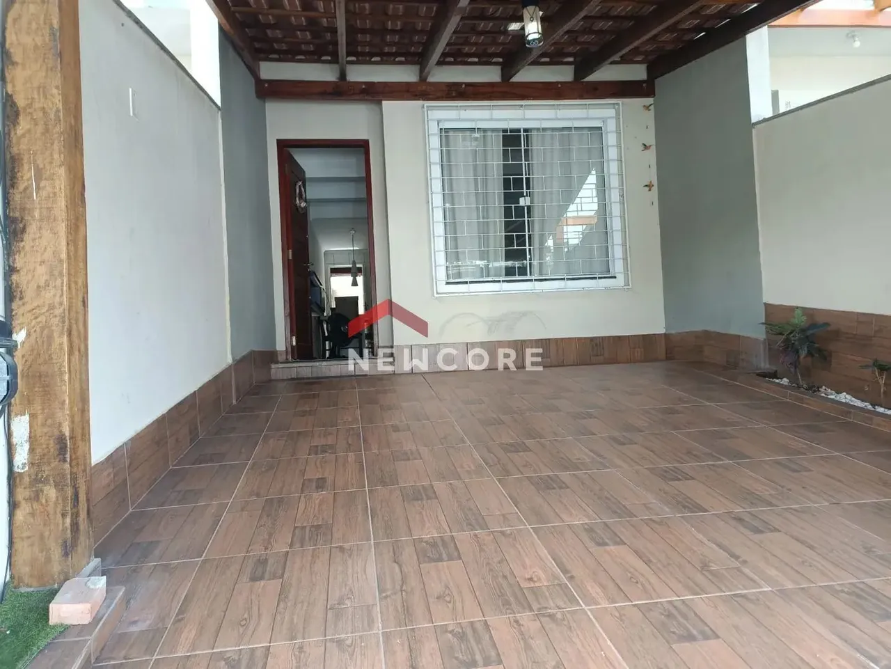 Sobrado em Rua Águas Turvas - Guanabara - Joinville/SC