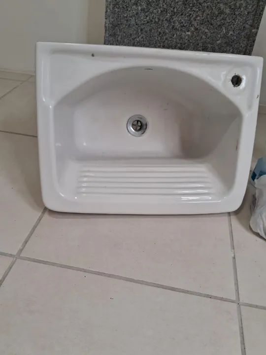 Balcão de mármore e lavador de louça os dois por R$ 350,00 - Foto 2