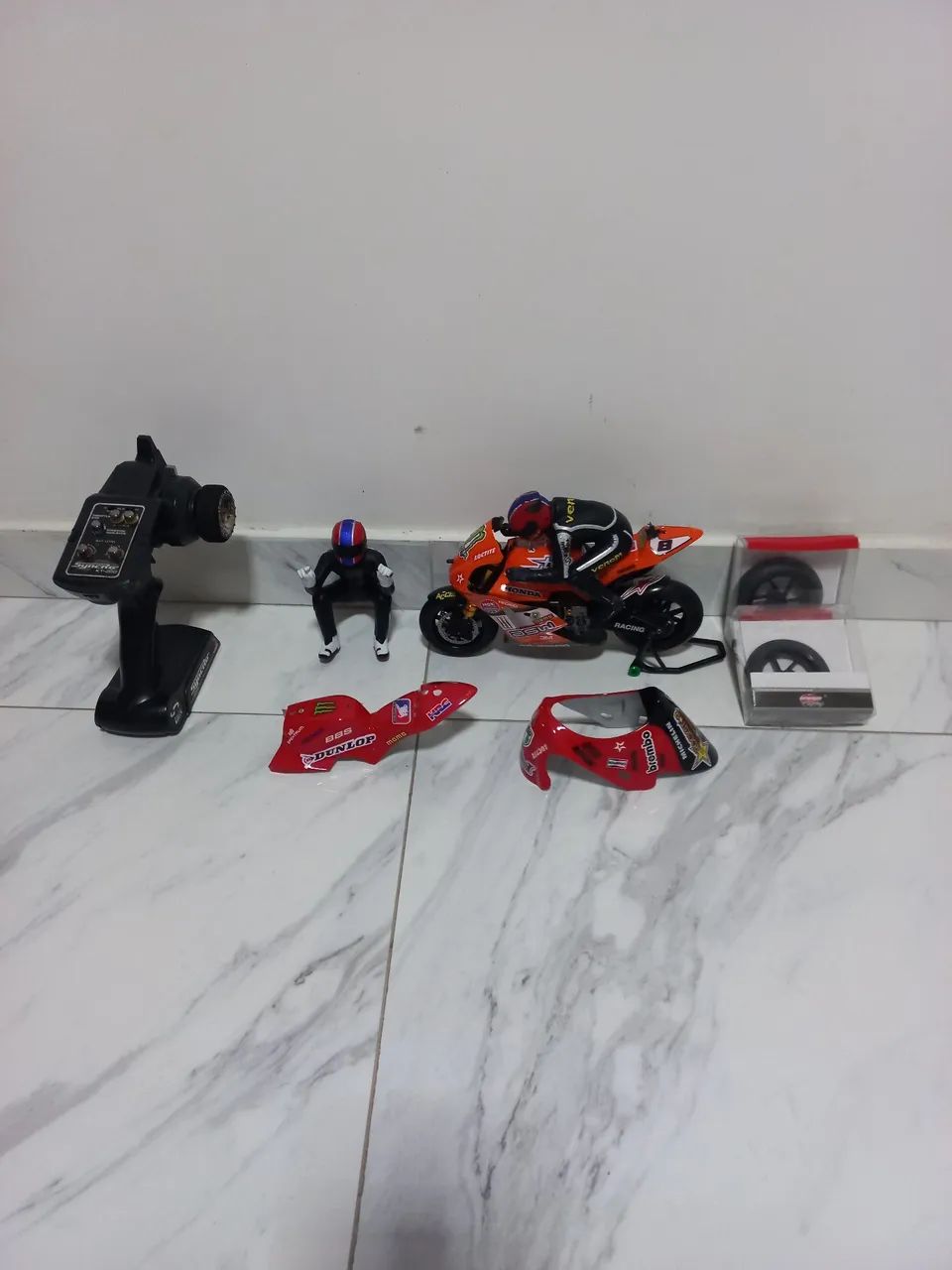 Motocicleta venon de corrida em escala 1/5- Modelo de coleção - Foto 6