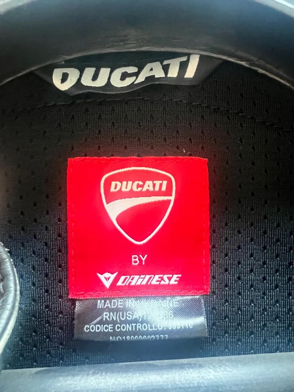 Jaqueta de Couro Ducati Original - Foto 3