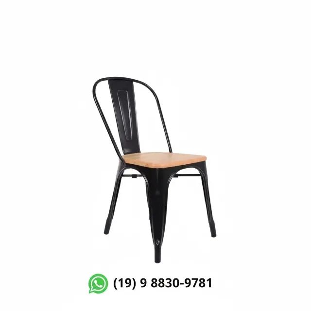   Cadeira Iron Tolix Industrial Preta Com Assento De Madeira