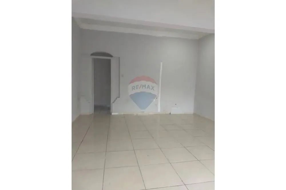 Alugue Espaço Comercial Central em São Roque