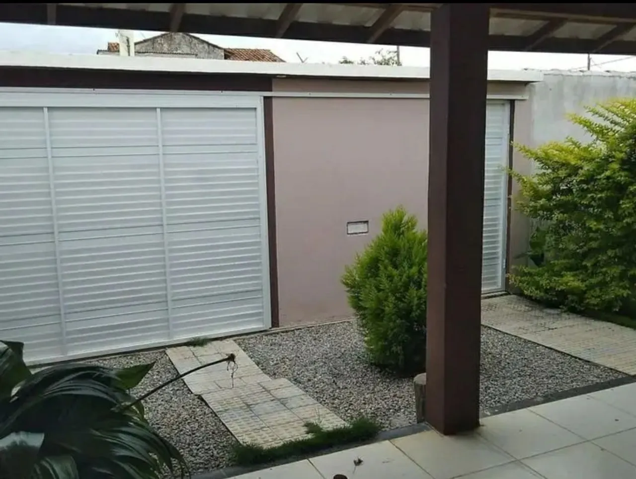 Alugo casa de Praia com ponto comercial