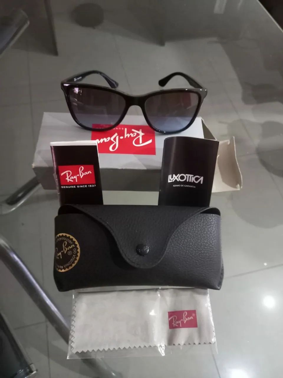 Óculos Ray-Ban Original. NUNCA FOI USADO.