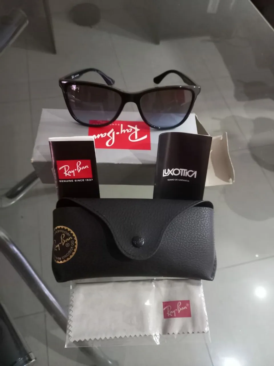 Óculos Ray-Ban Original. NUNCA FOI USADO.