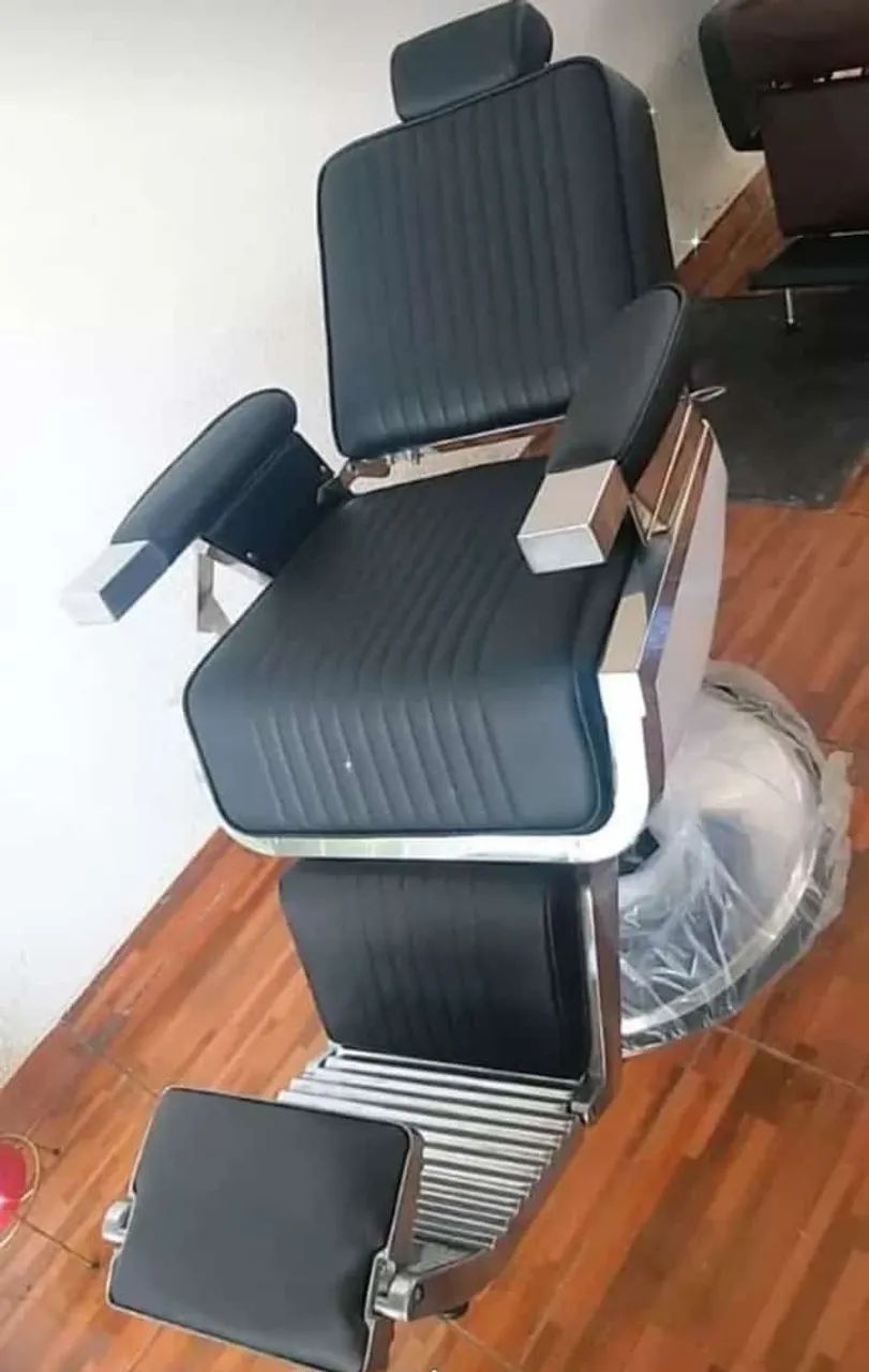 Poltrona Cadeira Top de Barbearia  - Foto 4