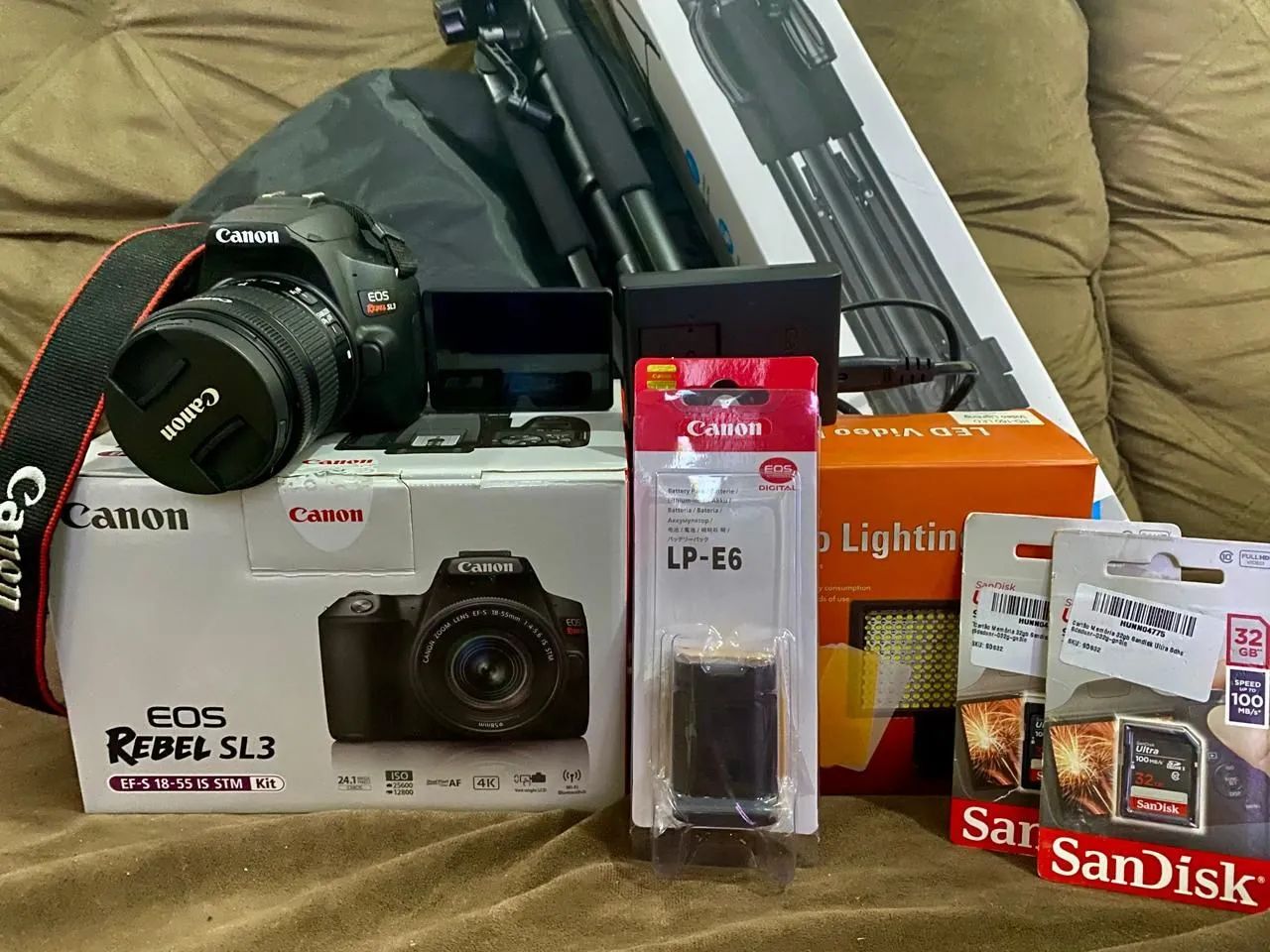 Kit Canon Rebel SL3 + Acessórios (Semi-novo) - Foto 6