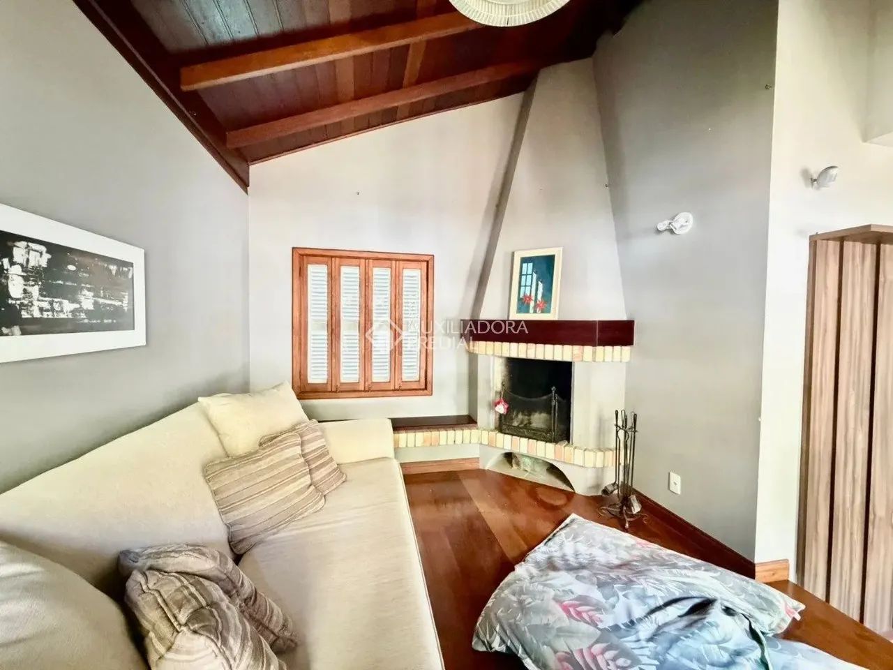 Casa em localização privilegiada na Lagoa da Conceição, Florianópolis. - Foto 5