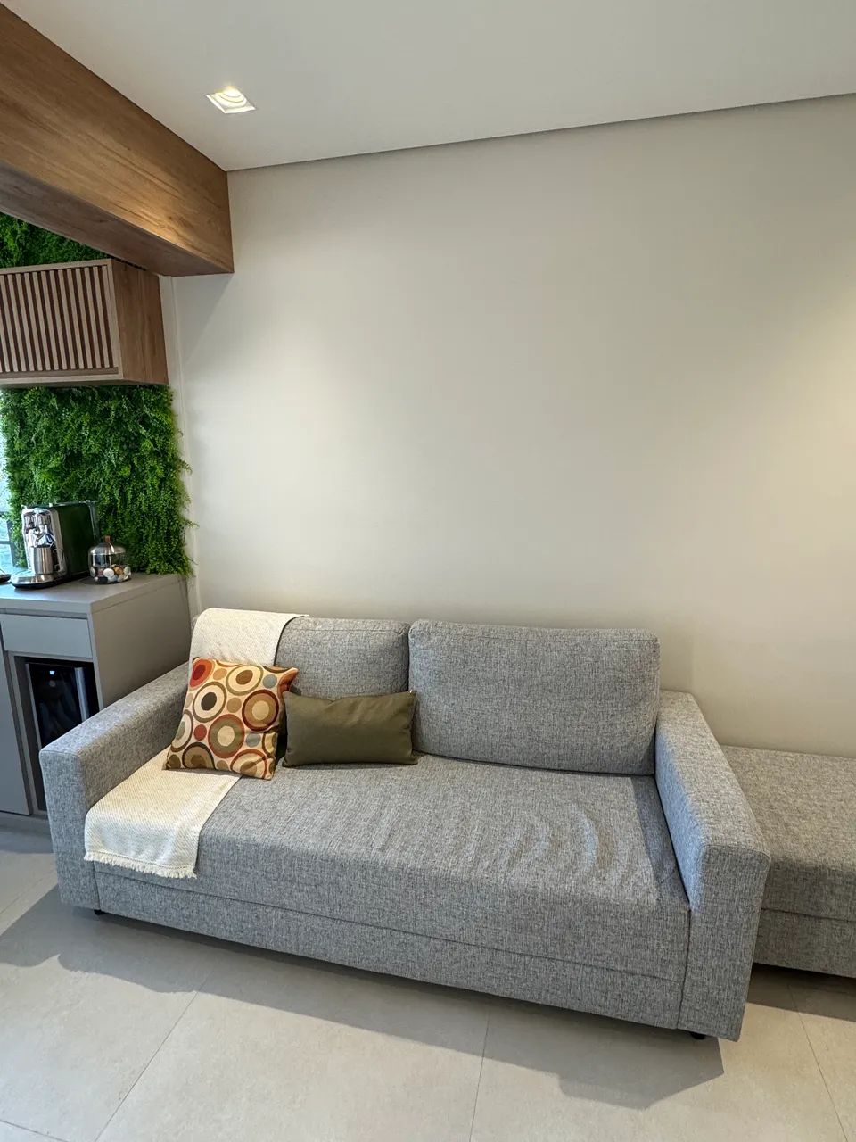 Sofa Muy Tok&Stok cinza 3 lugares