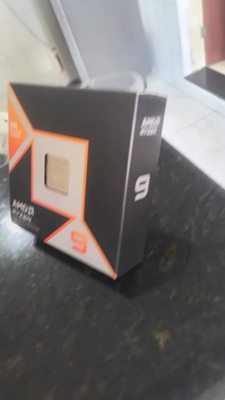 Processador AMD Ryzen 9 9950x3d, 4,4 GHz, (Máx Boos Clock Até 5,5 GHz), Cache 144MB, 16 Nú