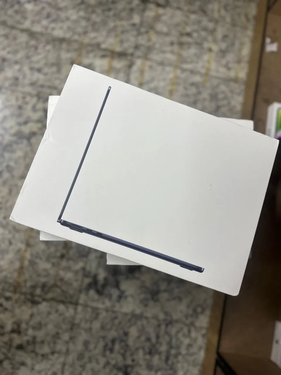 MACBOOK AIR M3 8GB 512 SSD