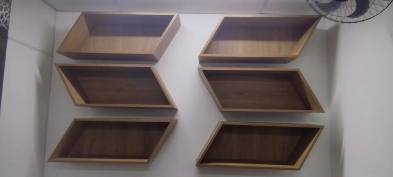 Nichos decorativos em madeira para sua casa!