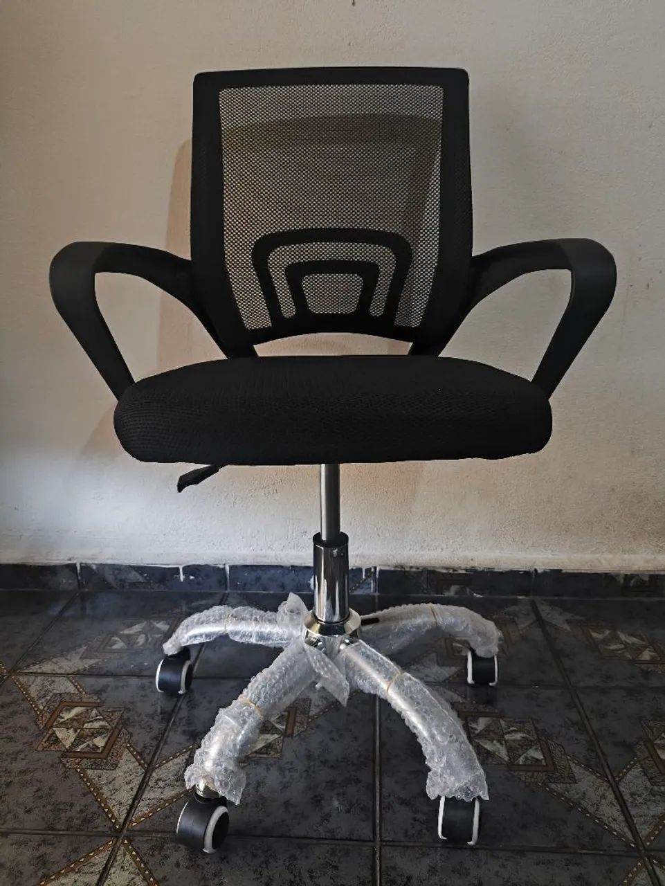 Vendo cadeira secretária Prizi  !!  - Foto 5