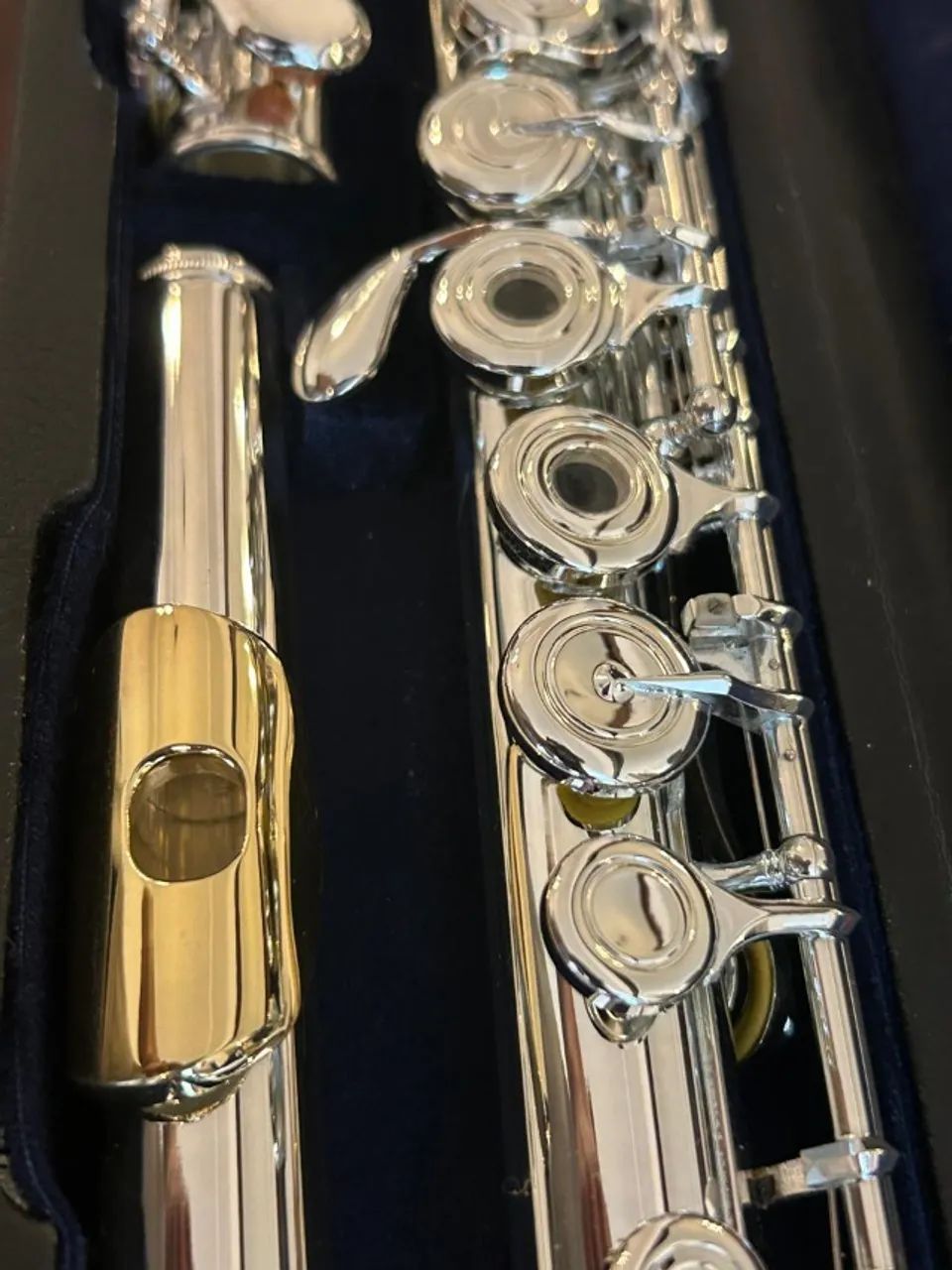 Flauta Transversal Sankyo com porta lábios dourado - Foto 2
