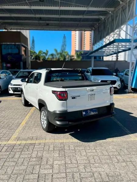 Fiat Strada Freedom 1.4 Flex 8V CD 2023 - Foto 4