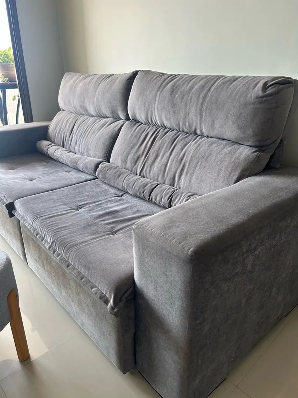 Sofá Retrátil e Reclinável Cinza 2.30m x 90cm