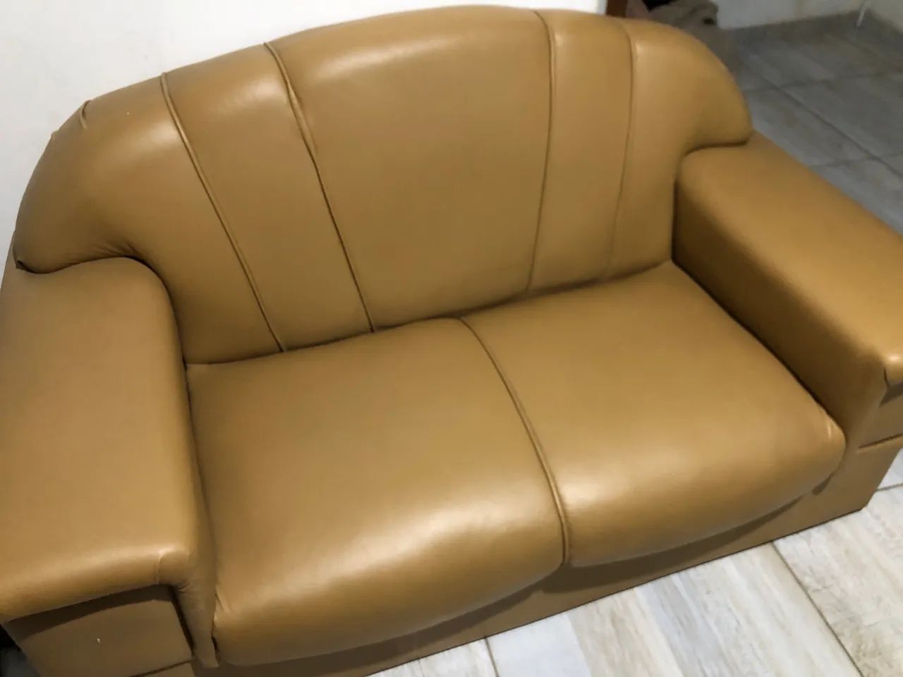 2 Sofás vintage com estrutura de madeira  - Foto 4