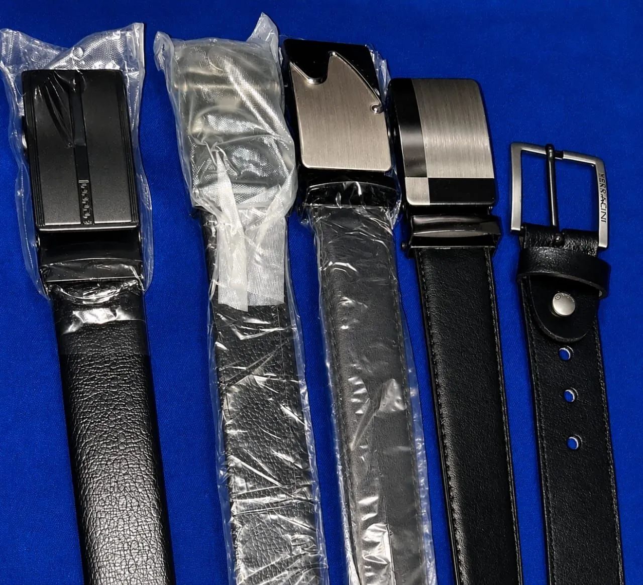 Kit com 5 cintos.