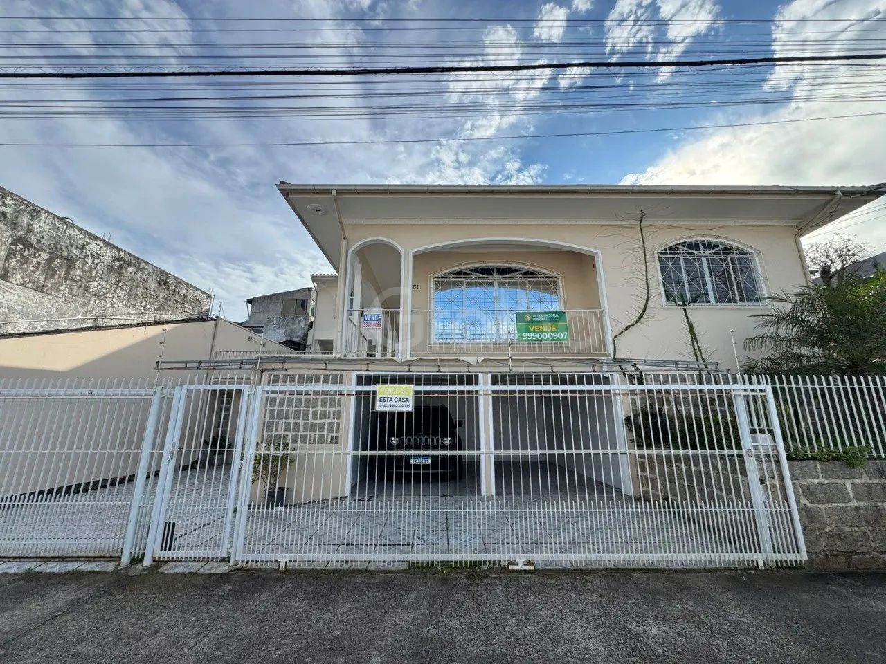 Casa com 3 Quartos e 2 banheiros à Venda em Capoeiras Florianópolis - Foto 2