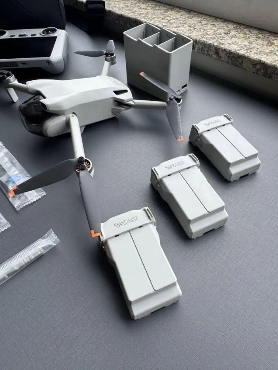 DJI Mini 3 Fly More Combo Com Tela - Foto 3