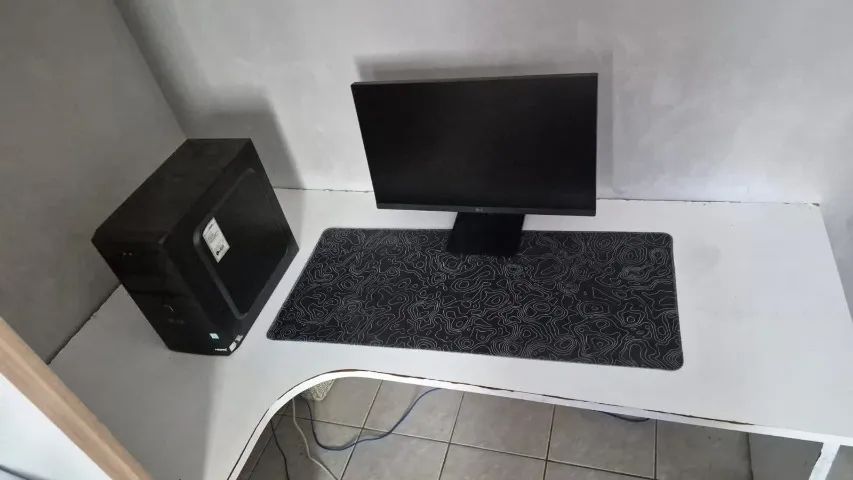 Mesa em formato de L para escritório - Foto 3