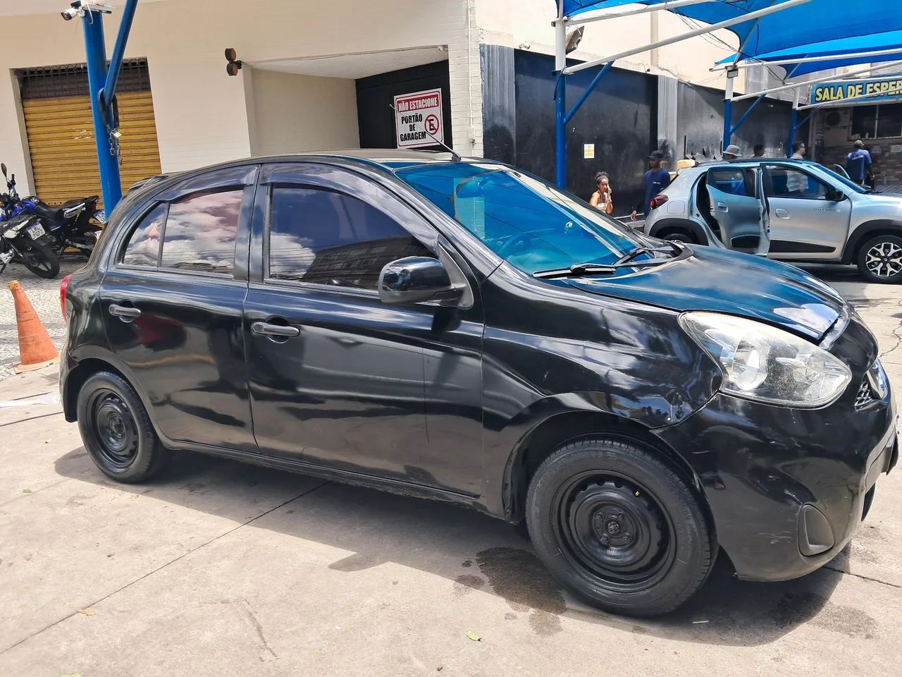 Nissan March 2017