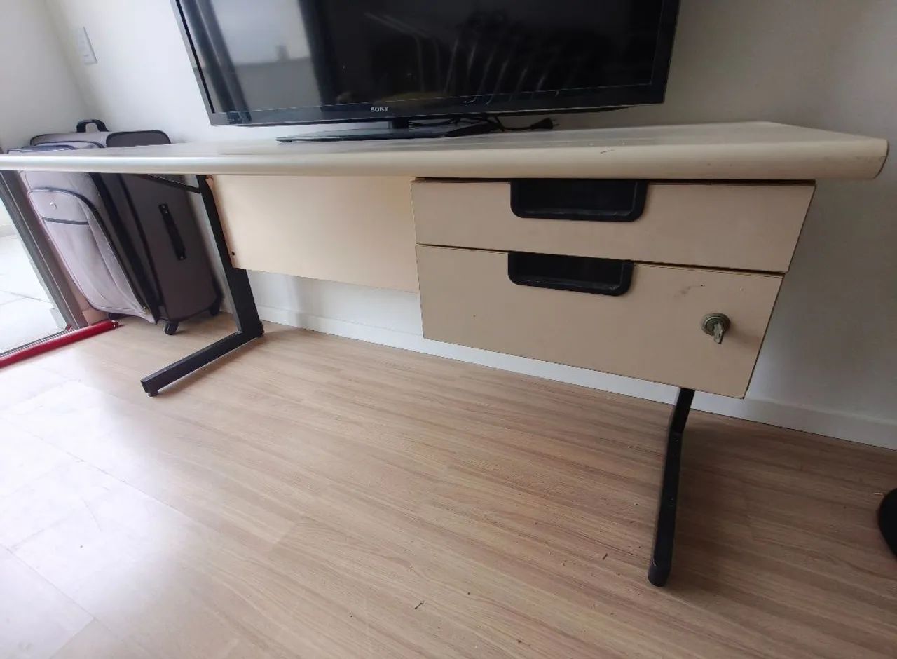 Mesa de escritório 